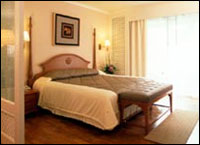 Centre Point Sukhumvit - Colonial