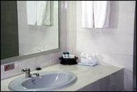 Airport Suite Bangkok - Bathroom