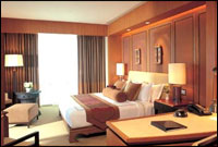 Conrad Bangkok - Deluxe Corner Room