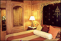 Dusit Thani Hotel, Bangkok - Thai Heritage Suite