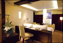 Superior Room - Eastin Hotel Bangkok