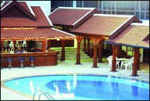 Swimming Pool - Eastin Hotel Bangkok