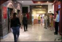 First Hotel Bangkok - Lift