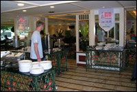 First Hotel Bangkok - Restaurant