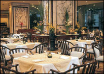 Holiday Inn Silom Bangkok - Orchid Lounge