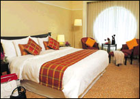 Holiday Inn Silom Bangkok - Superior Plaza Room King Bed