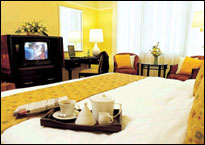 Holiday Inn Silom Bangkok - Plaza Suite Bed Room