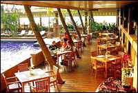 Menam Riverside Hotel Bangkok - Coconut Pool Terrace