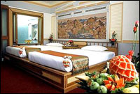 Menam Riverside Hotel Bangkok - Deluxe Poolview Room