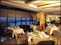 Montien Riverside Hotel, Bangkok - Harbour View Restaurant