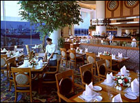 Montien Riverside Hotel, Bangkok - The Cafe