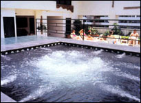 Pinnacle Lumpinee Hotel & Spa - Swimming Pool