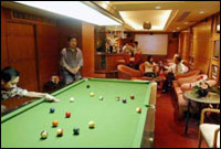 Royal President Executive Serviced Apartments, Bangkok - Game Room - Pool Table