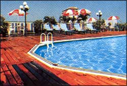 Siam Beverly Hotel Bangkok - Swimmng Pool