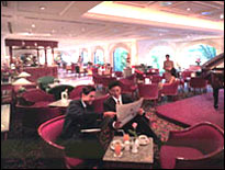Siam City Hotel Bangkok - The City Lounge with Evening Live Music