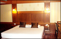 Deluxe Room - Wall Street Inn Bangkok