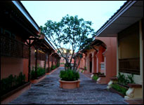 Baan Rajdamnern Hua Hin Resort & Restaurant