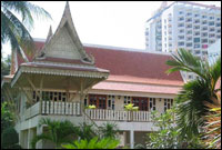 Deluxe Thai Pavilion - The Cha-am Methavalai Hotel