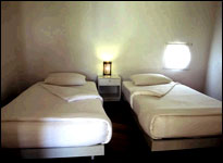 S'mor Spa Village - Twin Beds in 2 Bed bungalow