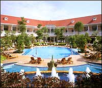 Sofitel Centara Grand Resort & Villas