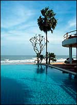 Tanao Sri Resort Hua Hin - Pool View