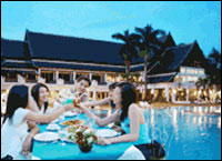 Rimkok Resort Chiang Rai - Pool Side Bar Terrace