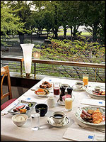 Novotel Yokohama Hotel - Restaurant