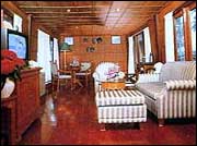 Imperial Boat House - Accommodatrion