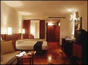 Imperial Boat House - Accommodatrion