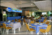 Blue Wave Poolside Bar