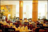 Jomtien Palm Beach Hotel & Resort, Pattaya - Restaurant
