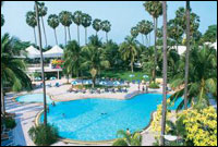 Jomtien Palm Beach Hotel & Resort, Pattaya - Swimming Pool