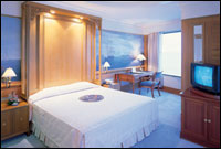 Ocean Marina Yacht Club Hotel, Pattaya - Guest Room (Suite)