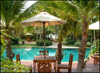 Rabbit Resort Pattaya - Garden & Swimming Pool