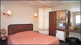 Sunshine Pattaya Hotel - Room