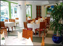 Andaman Seaview Hotel - Restaurant