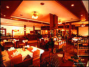 Baan Sukhothai Hotel & Spa - Balcony Restaurant