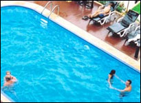 Le Tong Beach Hotel - Swimming Pool