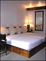 Mom Tri's Boat House, Phuket - Guest Room