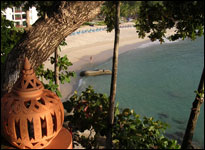 Mom Tri's Boat House, Phuket - Villa Royale Beach View