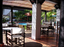 Mom Tri's Boat House, Phuket - Villa Royale Swimming Pool & Restaurant