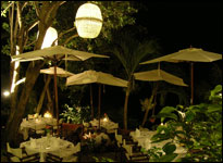 Mom Tri's Boat House, Phuket - Villa Royale Restaurant