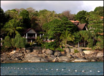 Mom Tri's Boat House, Phuket - Villa Royale View Front