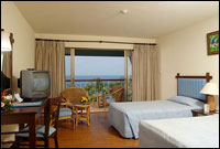 Peach Hill Hotel & Resort Phuket - Deluxe Room