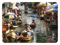 Damnernsaduak Floating Market