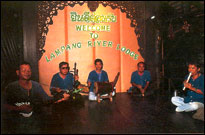 Thai traditional music with Khuntok way