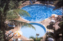 Rooks Holiday Hotel & Resort - Grand Swimming Pool