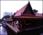 Rose Garden Riverside, Nakorn Pathom - Restaurant