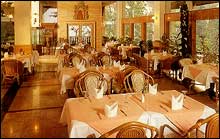 The Imperial Tara Hotel Mae Hong Son - Golden Teak Restaurant